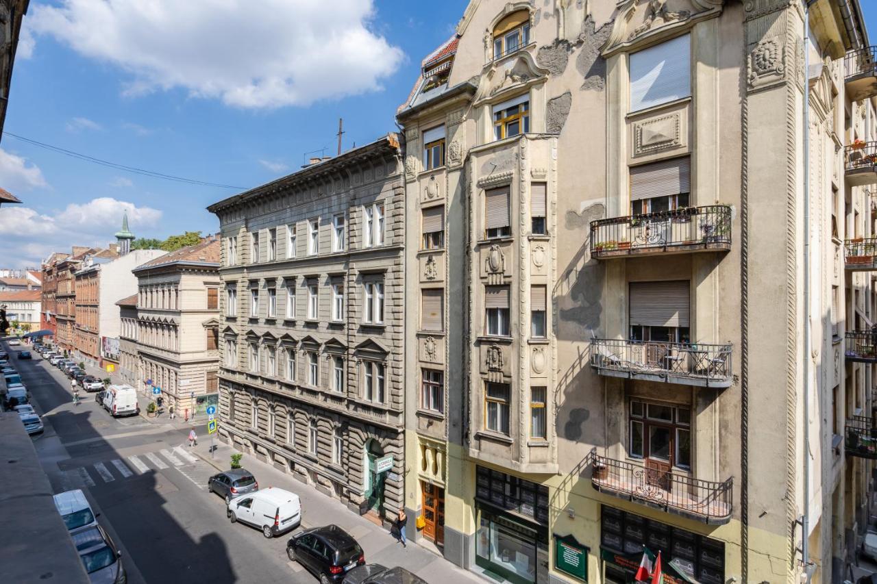 Lonyay Grand Central, Budapest